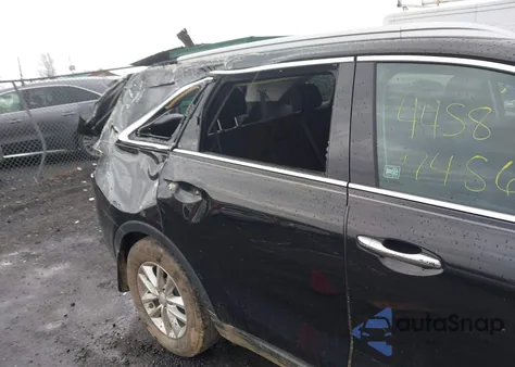 2016 Kia Sorento 3.3L Lx from USA, damaged, VIN 5XYPGDA59GG093651